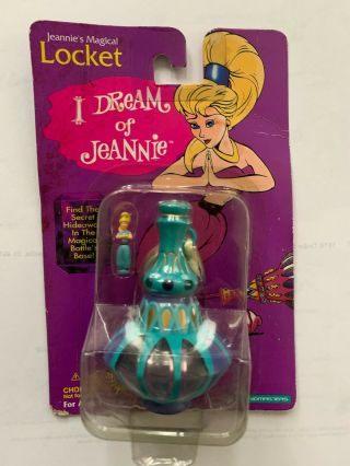 Vintage Trendmaster I Dream Of Jeannie Magical Locket On Card/package 1996