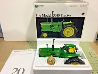 Precision 1/16 Scale John Deere 3010 Narrow Front Tractor