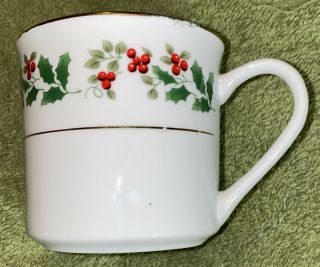 Gibson Everyday Housewares Christmas Charm Holly Berries Coffee Cup/mug