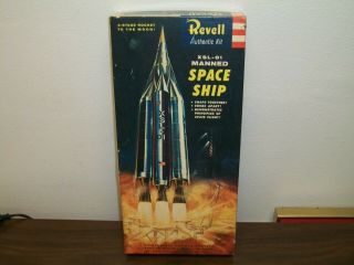 Revell Scale Xsl - 01 Manned Space Ship