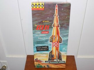 Vintage 1956 Hawk The Atlas Satellite I.  C.  B.  M.  Missile Model Kit