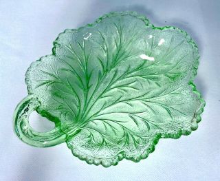 Vintage Indiana Glass Pebble Leaf Green Depression Nappy Dish 2