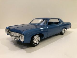 1969 Chevrolet Impala Promo Factory Dealer Model Blue Amt Mpc