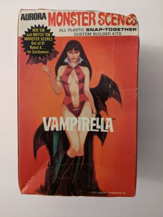 Rare Vintage Aurora Monster Scenes Vampirella Model Kit 100 Complete 1971