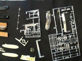 Jo - Han GC - 500 1:25 Heavenly Hearse Fire Rescue Ambulance PARTS ONLY 2