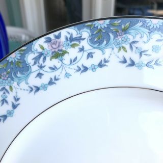 1 Lynnbrooke China Blue Madeira Japan Dinner Plate White W/ Blue Silver Edge
