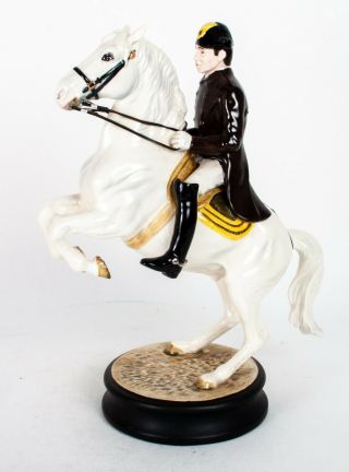 Beswick Horses - Rare White Lipizzaner With Rider On Round Base 1st Version - 2467