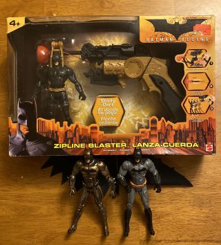 2005 Batman Begins Zipline Blaster Mattel - (2) Batman Action Figures