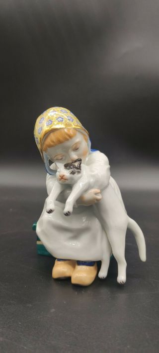 Meissen Art Nouveau Hentschel Child Little Girl With Cat