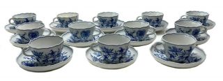 12 Meissen Germany Porcelain Cup And Saucers In Blue Onion