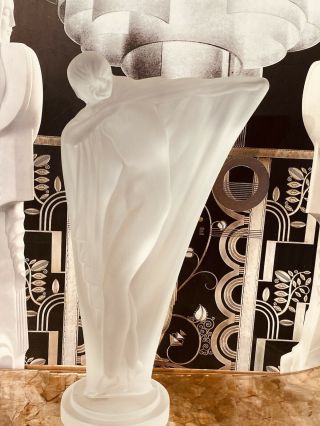 Art Deco Satin Finish Glass Figurine Cristal De Severs Molded Etling France