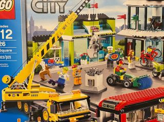 Lego 60026 City Town Square - Retired
