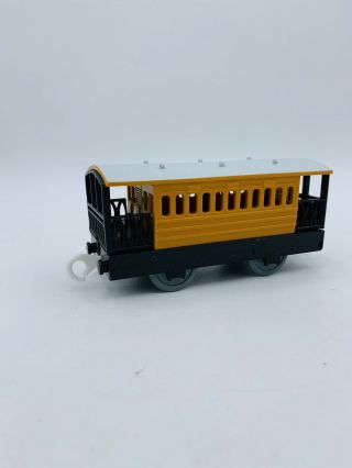 Thomas & Friends Trackmaster Cargo Henrietta Coach Car