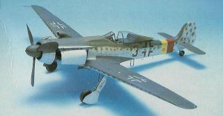 1/48 DML DRAGON Focke Wulf Ta - 152 H - 1 High Altitude Fighter PARTS FACTORY 3