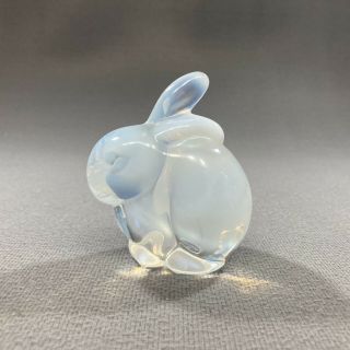 Fenton Glass Opalescent Bunny Rabbit Figurine 3.  5 "
