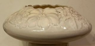 Royal Haeger Floral 12 " D Console Bowl Pottery R679 Silver/white Glaze