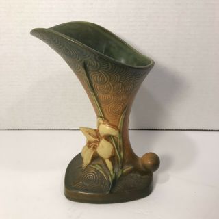 Vtg 1940’s Roseville Pottery Zephyr Lilly Cornucopia 8” Vase 204 - 8 - Brown /green