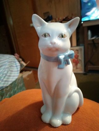 Herend Hungary White Porcelain Cat Exc