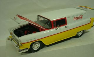 1/18 1955 Coca - Cola Chevy Sedan Delivery 1:18 Johnny Lightning Die - Cast