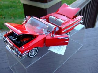 Franklin 1/24th Scale 1960 Chevy Impala Convertible - Box - Very - -