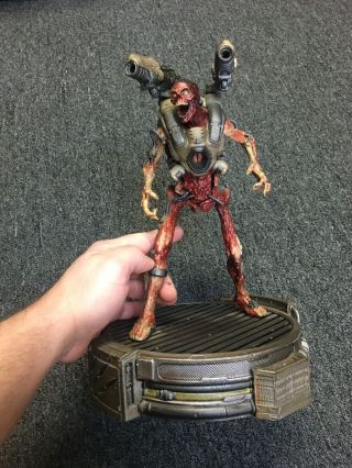 12 " Revenant Statue Led Base Doom Collector 