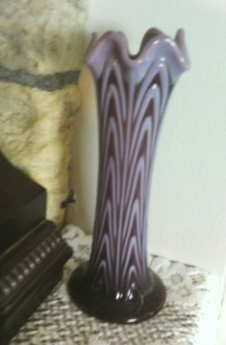 Gorgeous 9 " Fenton Purple Opalescent Boggy Bayou Ribbed Ruffled Vase