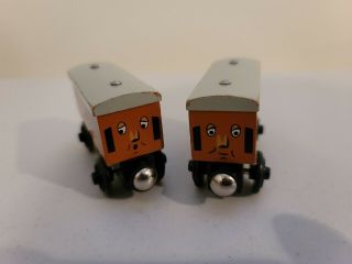 Thomas Wooden Railway Annie & Clarabel Passenger Coach Trains Me