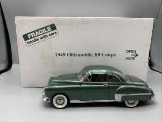 1/24 Danbury 1949 Oldsmobile 88 Coupe Green Ch