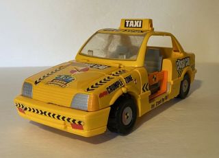 Incredible Crash Dummies By Tyco: Yellow Taxi Crash Car Cab 1 - Near Complete