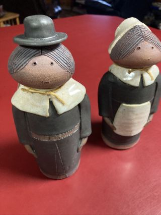 Val Knight Studio Pottery Pilgrim Couple Clay Figurine With Tags