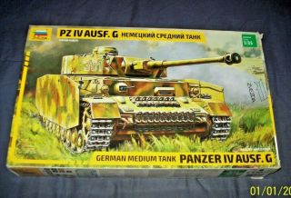 Zvezda 1/35 Scale German Medium Panzer Iv Ausf.  G Tank Model Kit