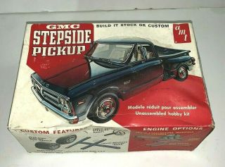 Amt 1972 Gmc Stepside Pickup Truck Kit W/ Decals & Instructions