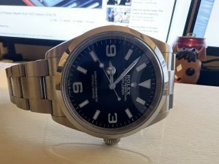 Rolex Explorer Men ' s Black Watch - 124270 5