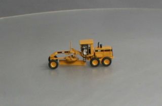 Classic Construction Models Brass 1:87 Scale Caterpillar 140h Motor Grander Ex