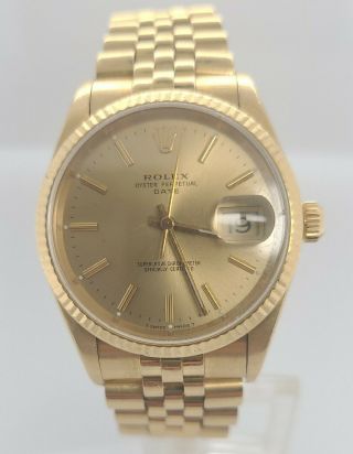 Rolex Oyster Perpetual Date 18ct Yellow Gold Jubilee Strap 34mm - Ref 15238
