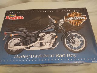 1996 Revell Snaptite Harley Davidson Bad Boy 1/8 Scale Model