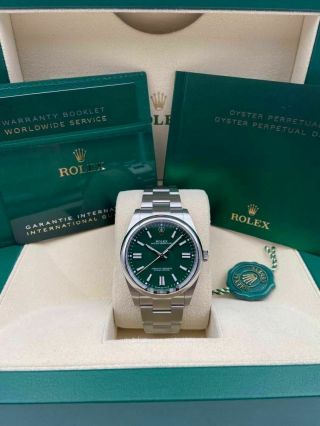 Rolex Oyster Perpetual 41mm Green Dial 124300 Unworn 2020