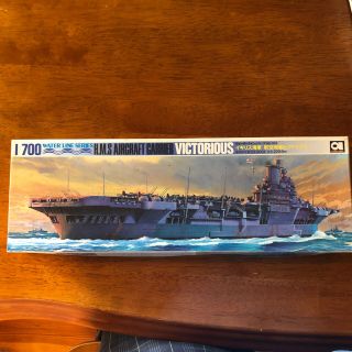 Aoshima Waterline Series 1/700 H.  M.  S Aircraft Carrier Victorious.  Made In Japan