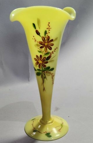 Vintage Hand Painted Pairpoint Burmese Glass 7.  5 " Bud Vase Hand Painted Flowers