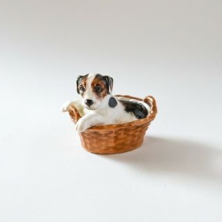 Royal Doulton Puppy In Basket Hn2587 Porcelain Figurine