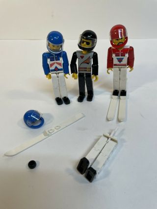 3 Vintage Lego Technic 3.  5 " Race Car Drivers Figure W/ Helmet 2706