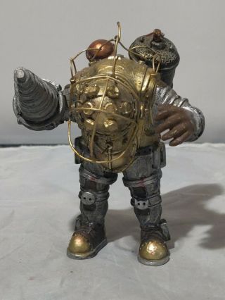 Bioshock Game Collectors Limited Edition “big Daddy” Figure Statue