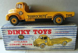 Dinky Toys,  933 Leyland Comet Wagon 