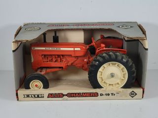Vintage Ertl 1/16 Allis Chalmers D19 Tractor Orange 2220 Made In Usa