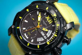 Visconti Full Dive 500M Chronograph Pale Yellow 3