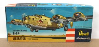 Revell H - 218 - 98 B - 24 Liberator Bomber Kit 1:92 1954 Unstarted (missing 3 Parts)
