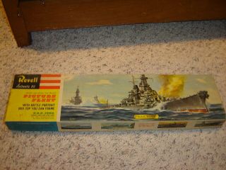 Vintage 1960 Revell Picture Fleet Uss Iowa Wwii Battleship Model Kit