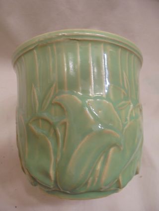 Rare Vintage Mccoy Pottery Waterlily Planter Lt.  Green 5.  5 " Tall X 6 " Round