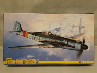 Trimaster Focke Wulf Ta152h - 1 Plastic Model Kit 1:48 Scale