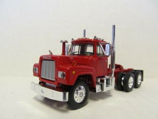 1st Gear 1/64 Scale R Model Mack Day Cab,  Red & Red Frame Same Scale As Dcp